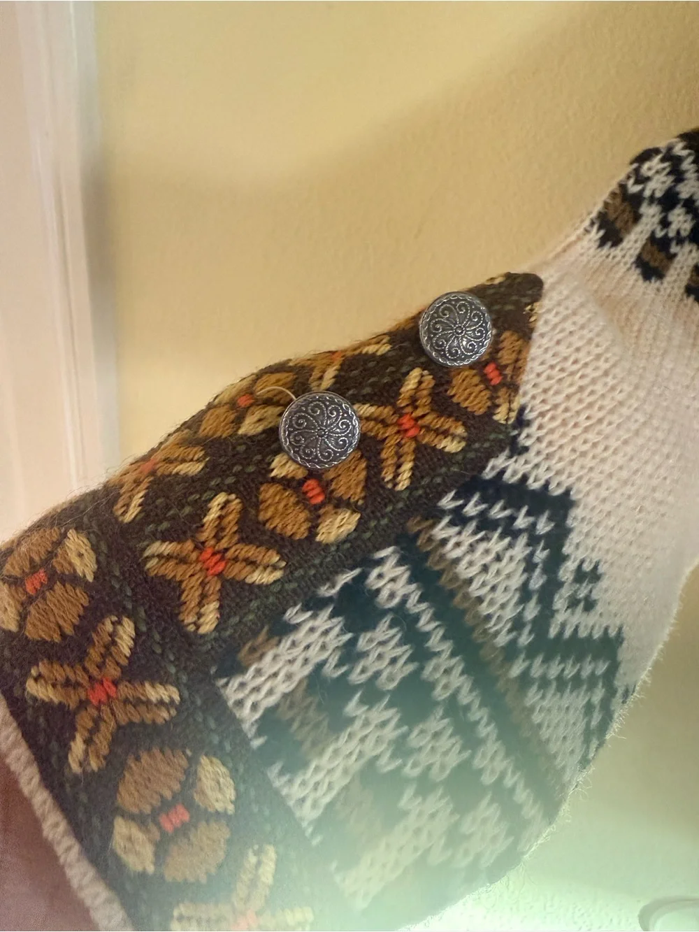 Game Cream Nordic-Patterned Wool Cardigan with Yellow Trim metal buttons